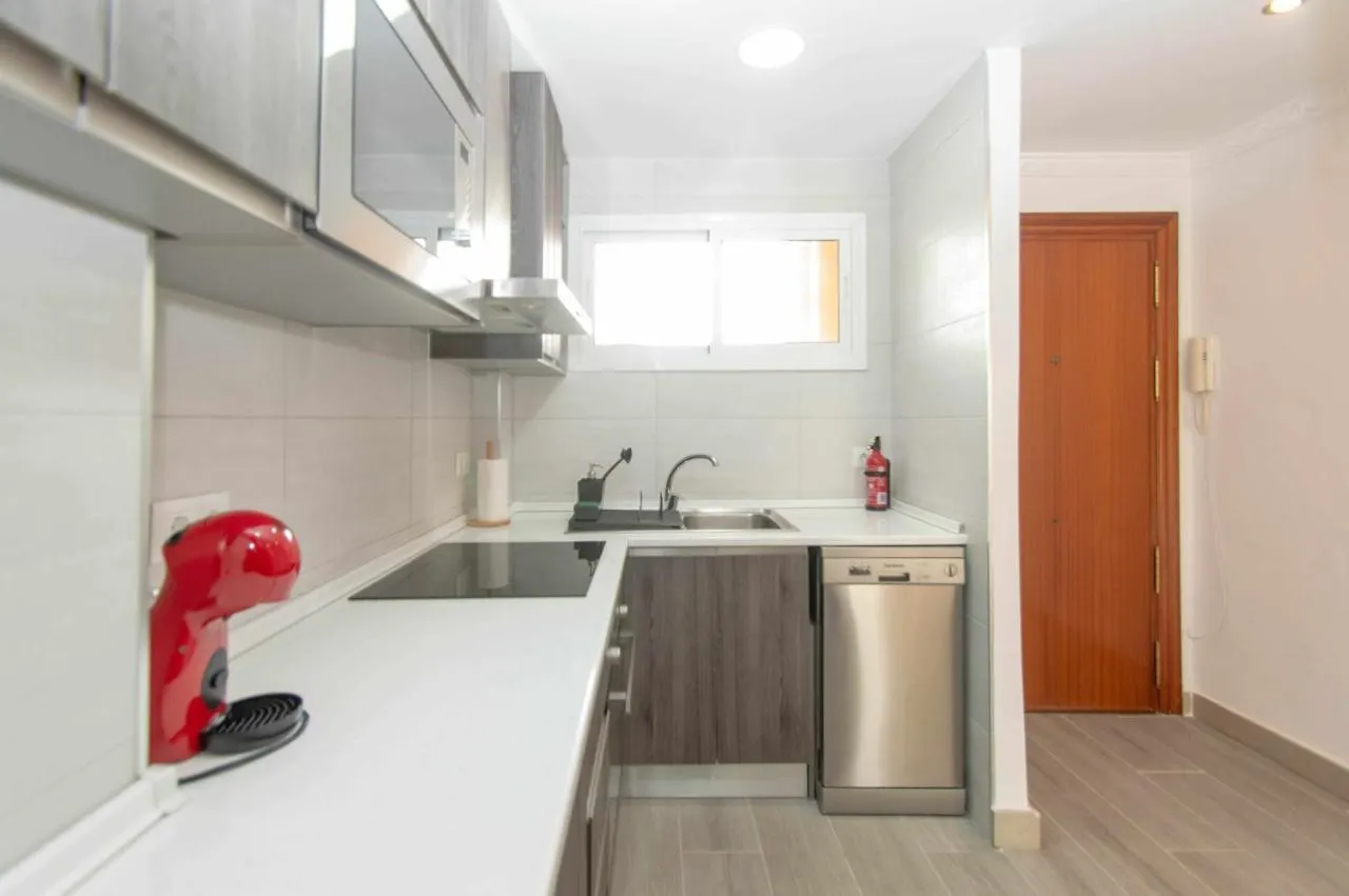 Apartamento Con Vistas Al Mar Y Al Lado De Todo Malaga Apartment
